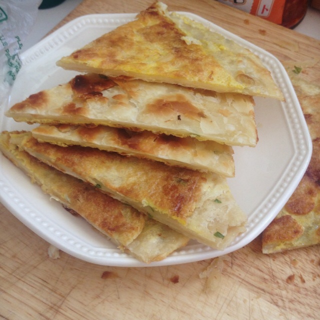 鸡蛋葱油饼                  （更新饼坯保存方法）