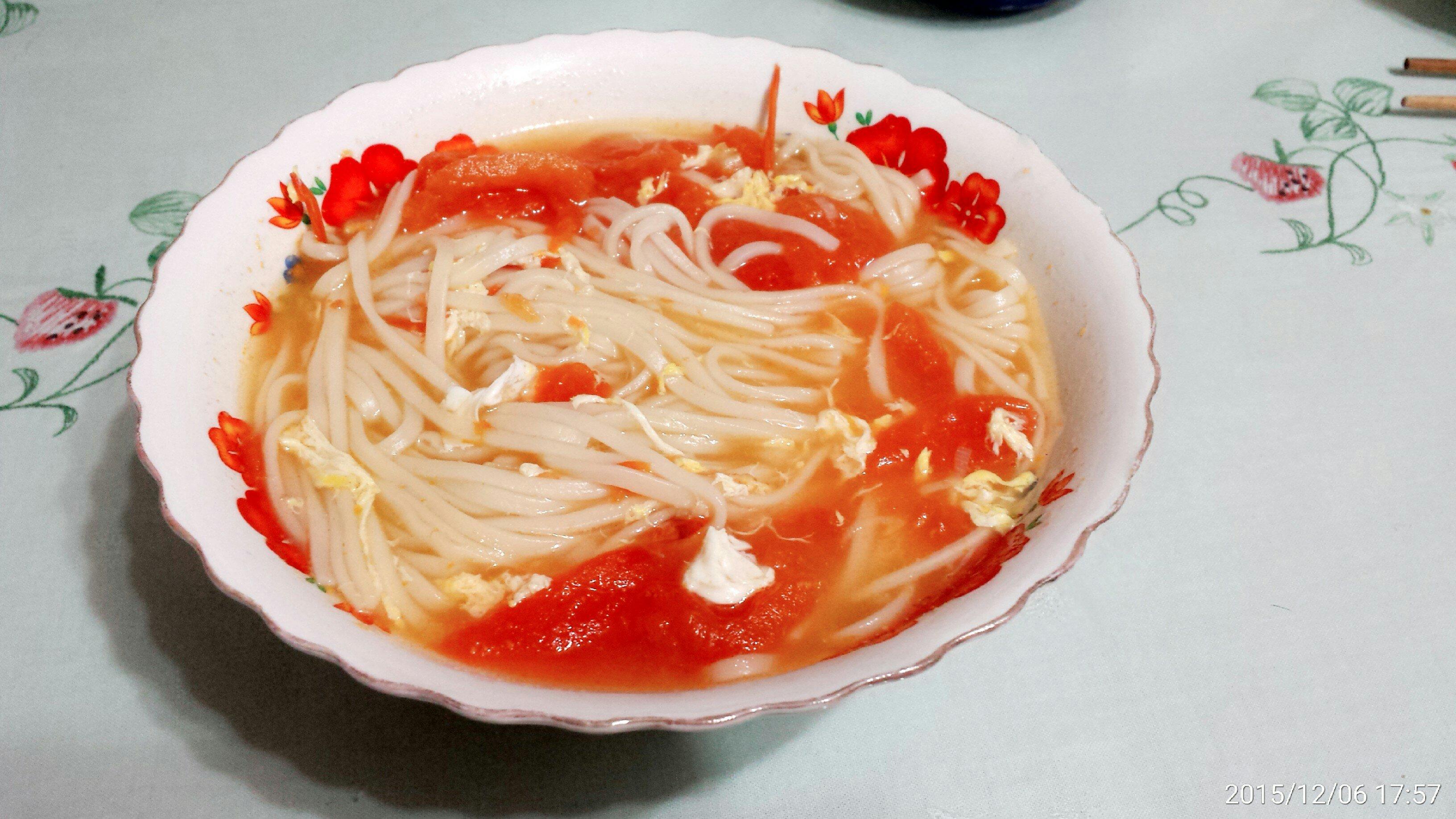 西红柿呛锅溜面条的做法
