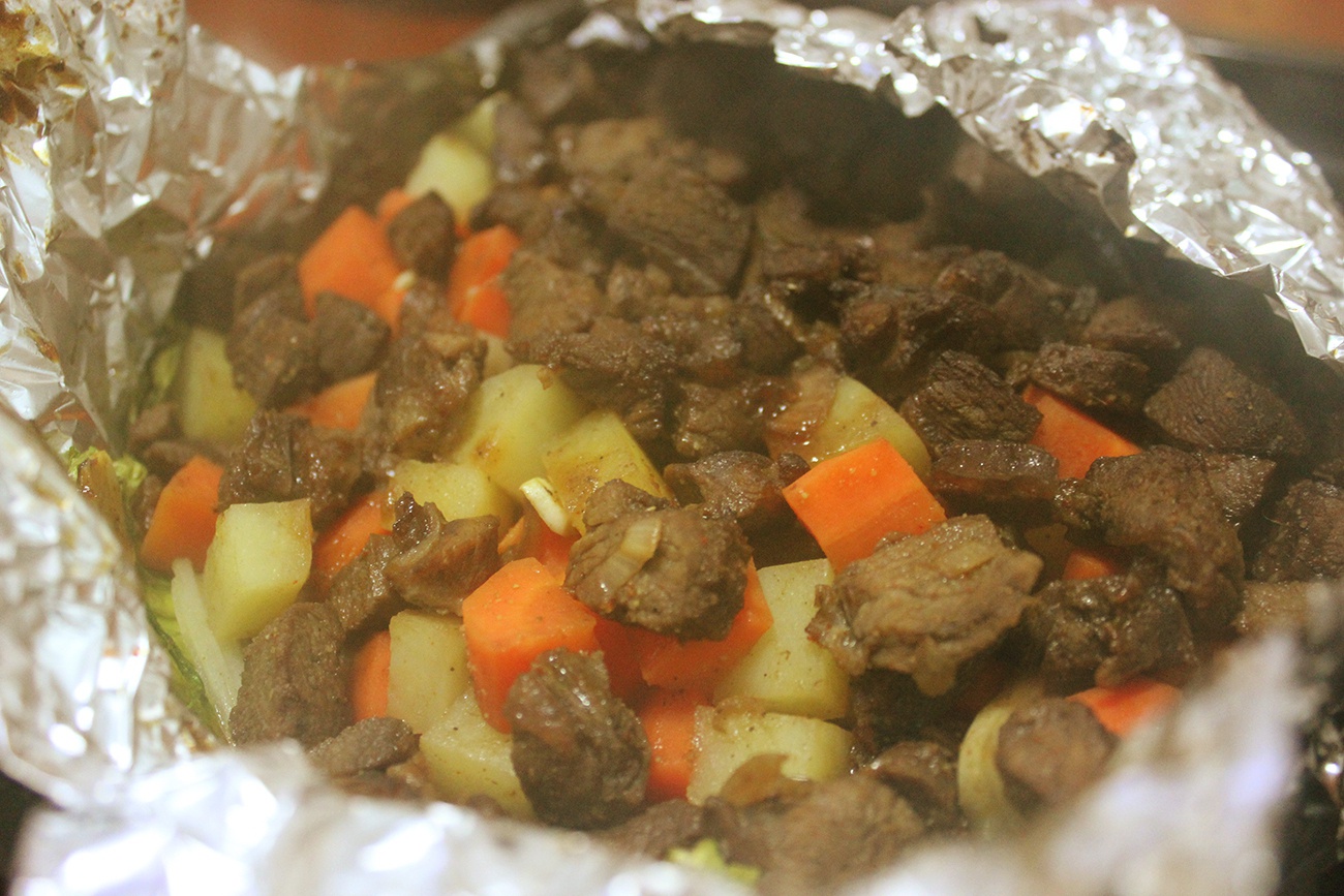 孜然蒜香烤羊腿