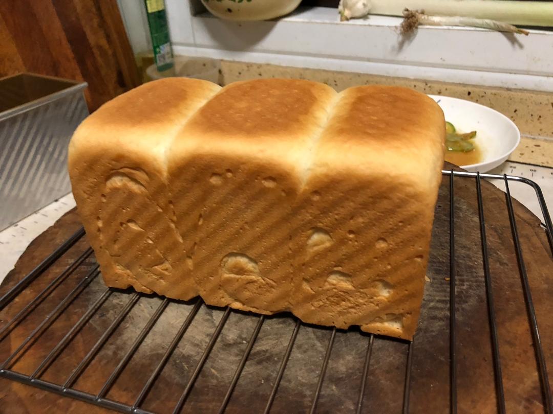 炼乳一发小餐包