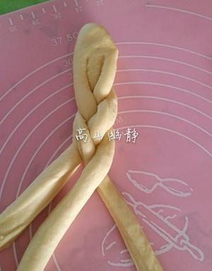 肉松辫子面包的做法 步骤7