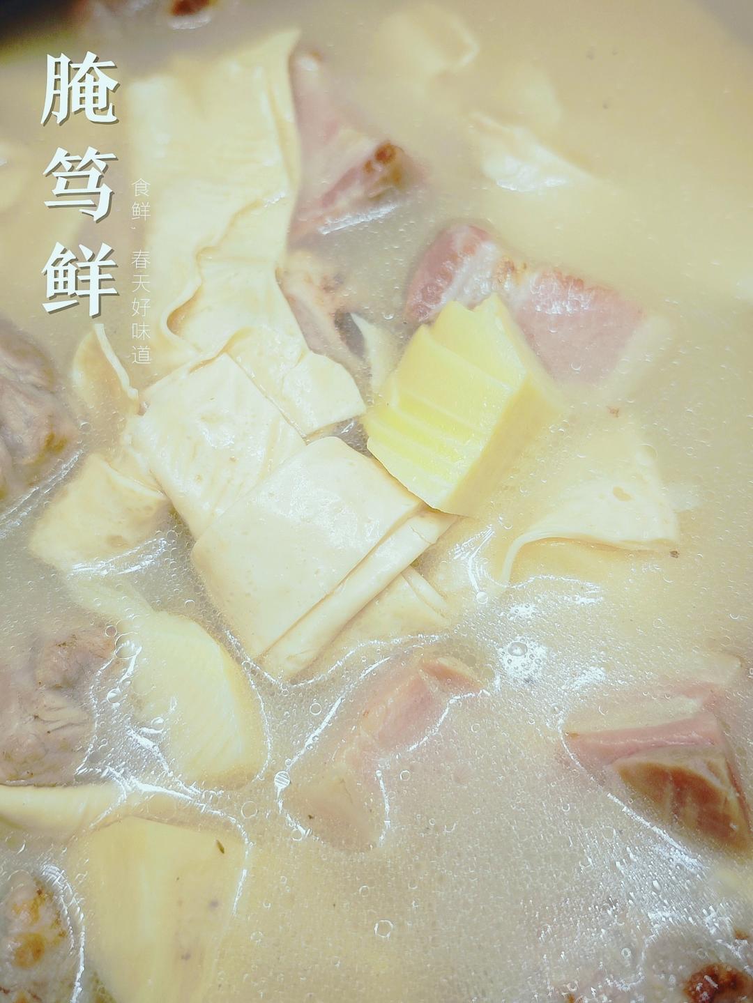 上海腌笃鲜～不能加葱不用加盐