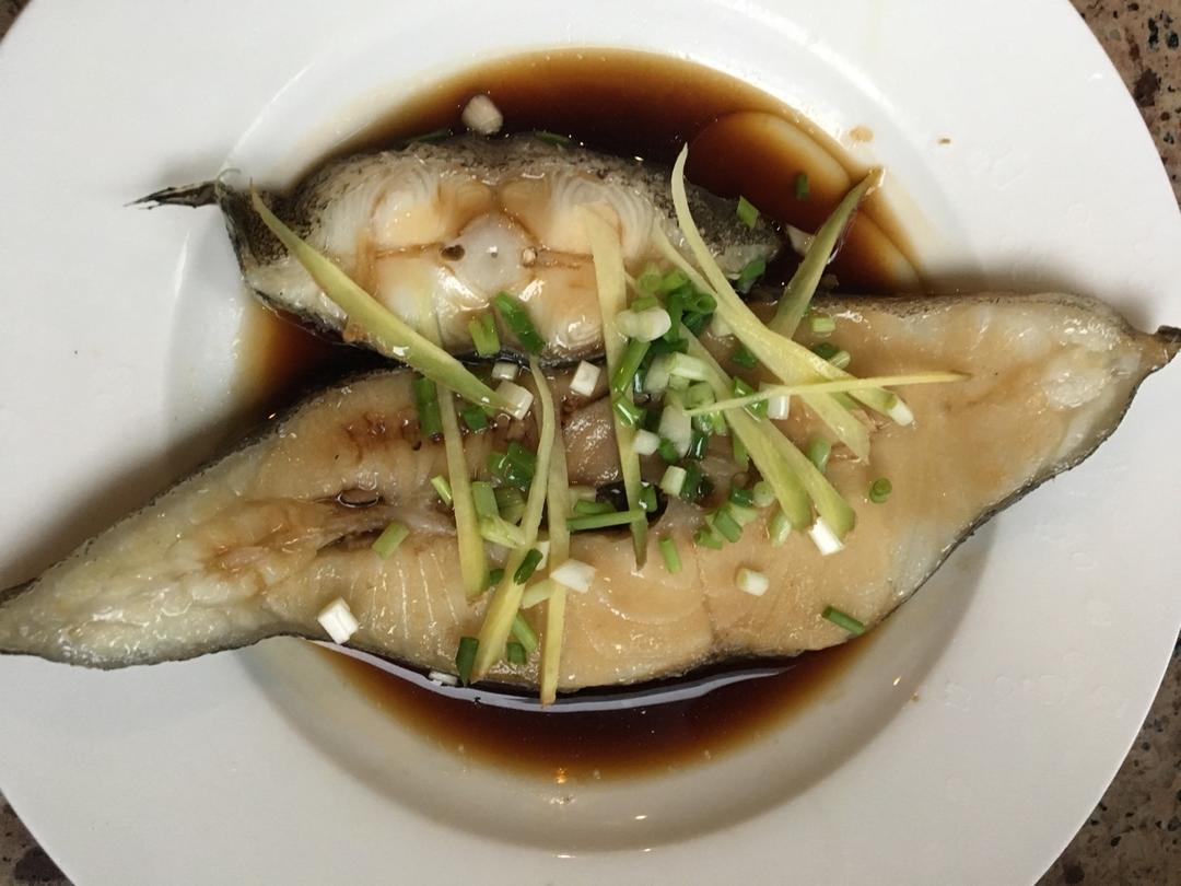 厨房小白min做的蒸鸦片鱼段