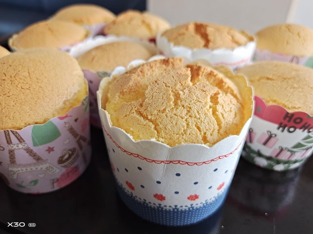 纸杯蛋糕 8寸戚风蛋糕的量