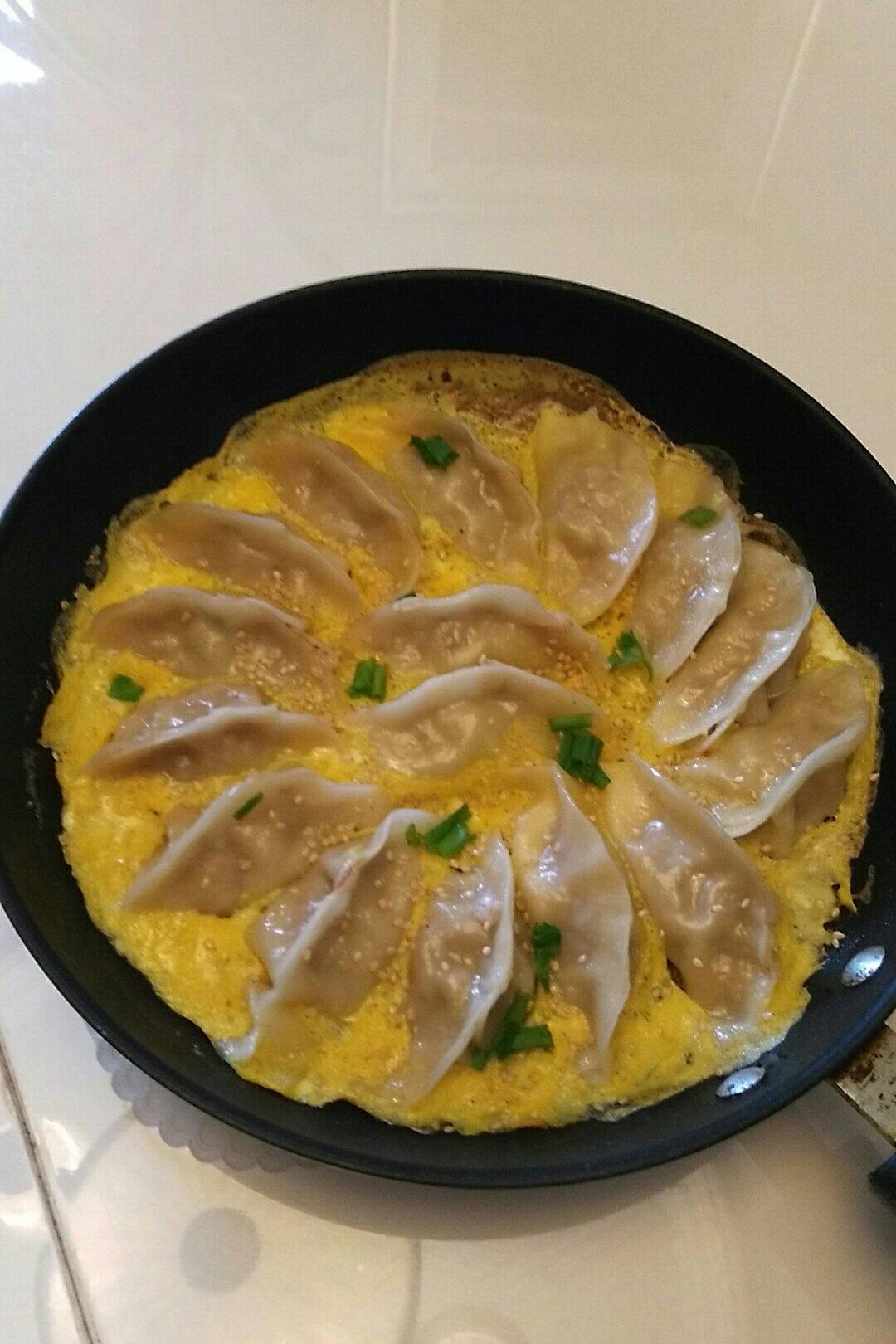 秋天的季节44做的鸡蛋生煎饺子