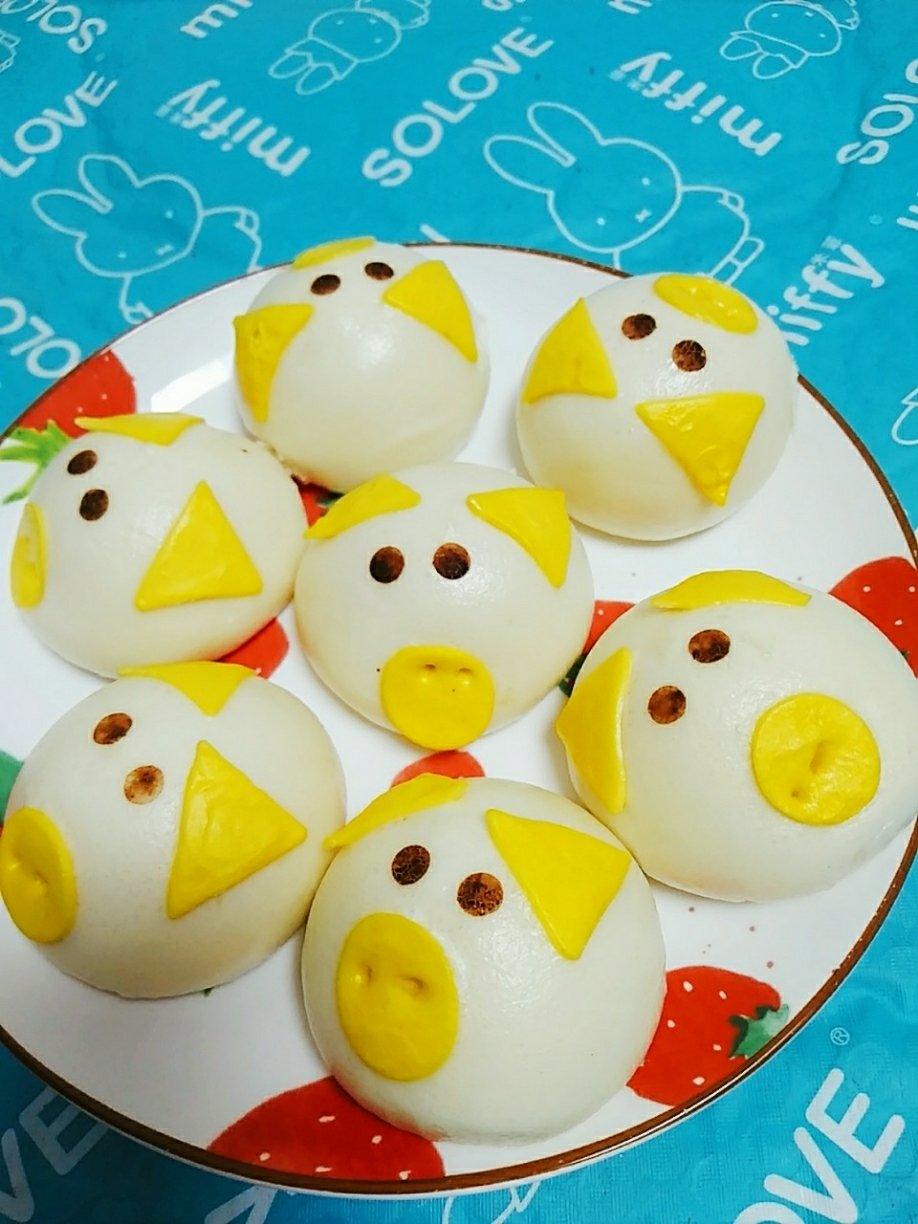 柚子然然奶奶做的奶黄小猪包