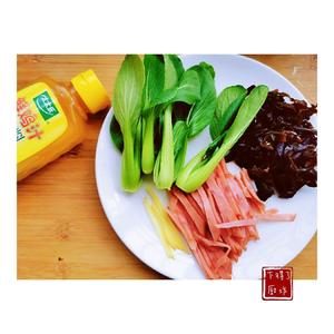 太太乐鲜鸡汁快手菜之简易『淮扬菜』1⃣【大煮干丝】❗🥢的做法 步骤2