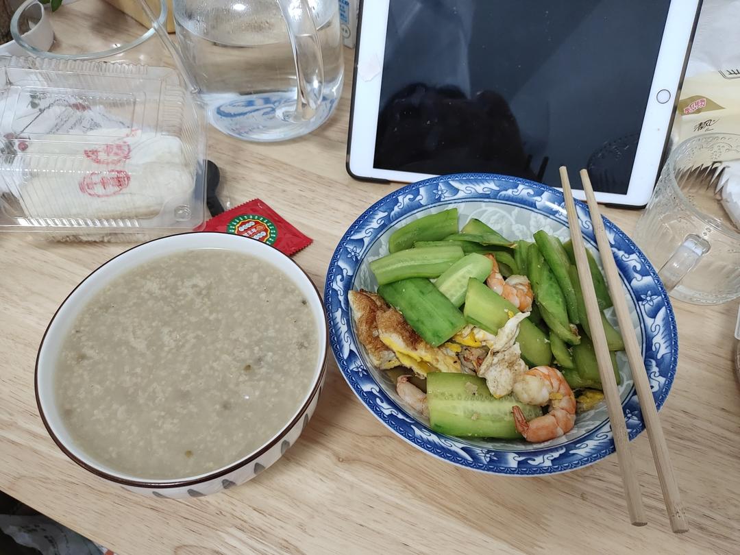 黄瓜鸡蛋炒虾仁