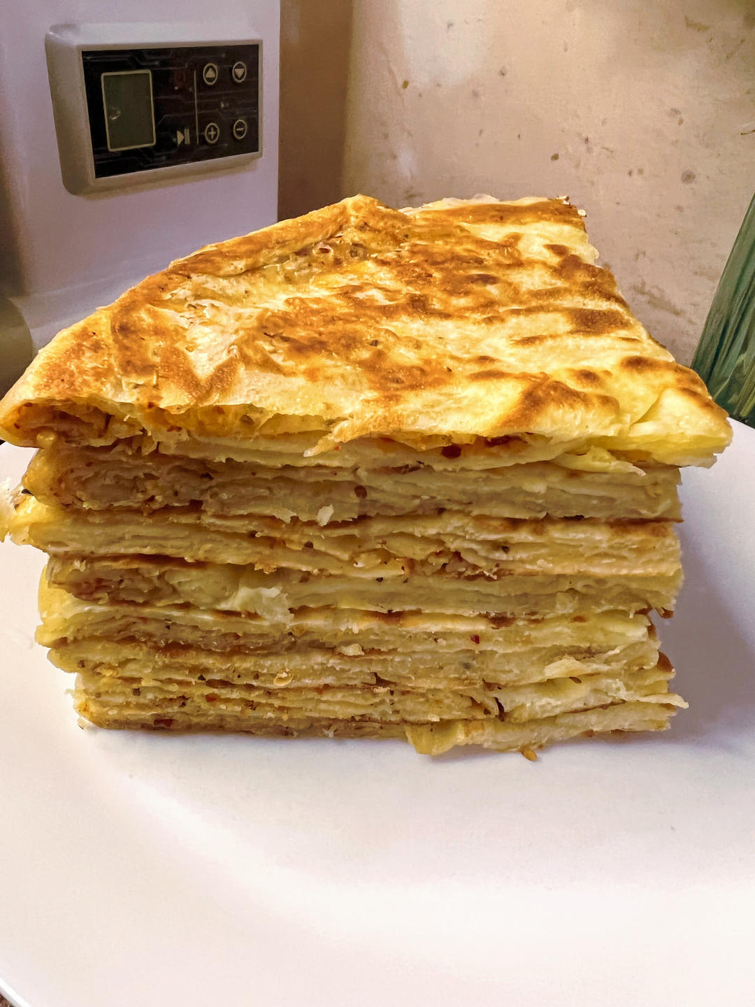 焦脆暄软发面油酥饼