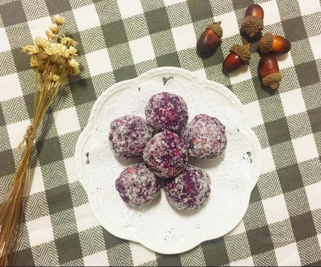 椰蓉紫薯燕麦球