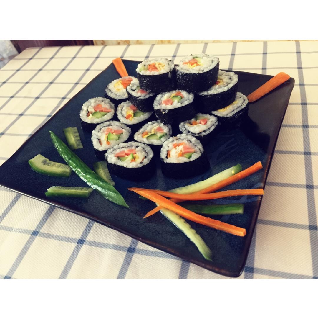 紫菜卷寿司