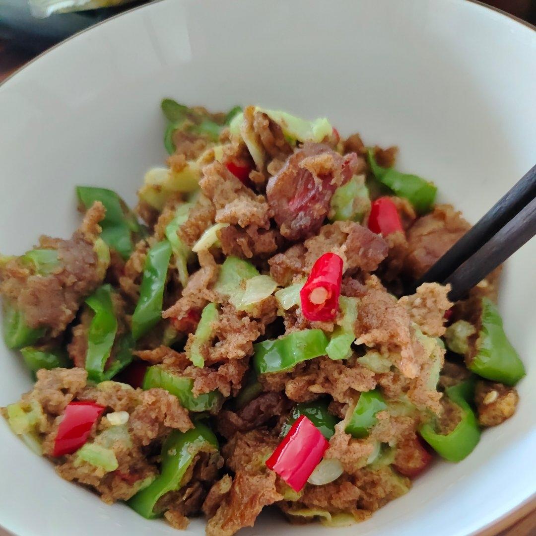 辣椒炒面粉
