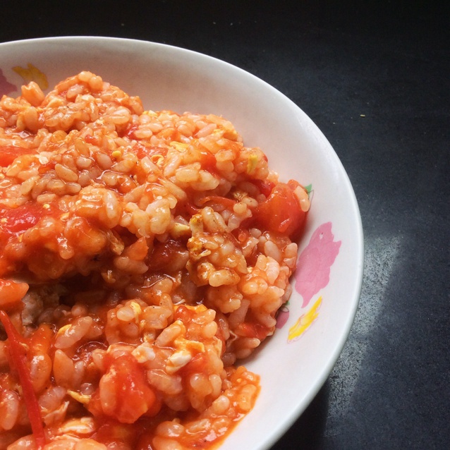 西红柿菜叶蛋炒饭
