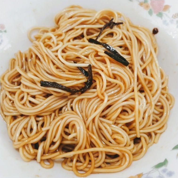 10分钟搞定的一碗葱油拌面