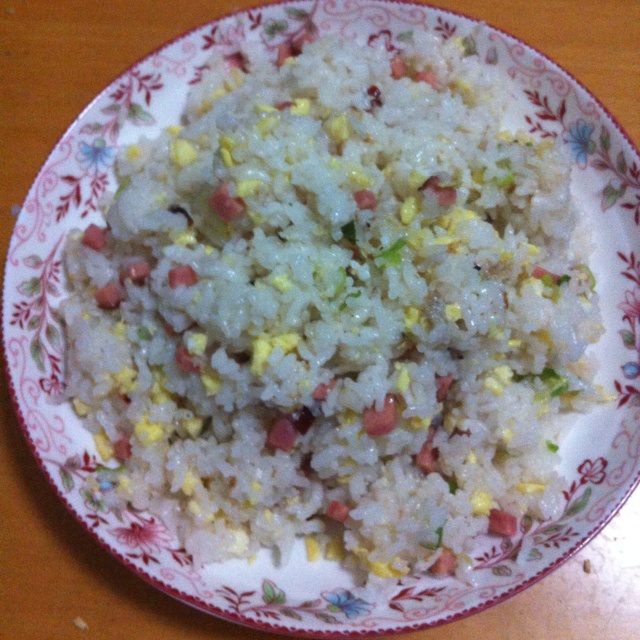 香肠蛋炒饭