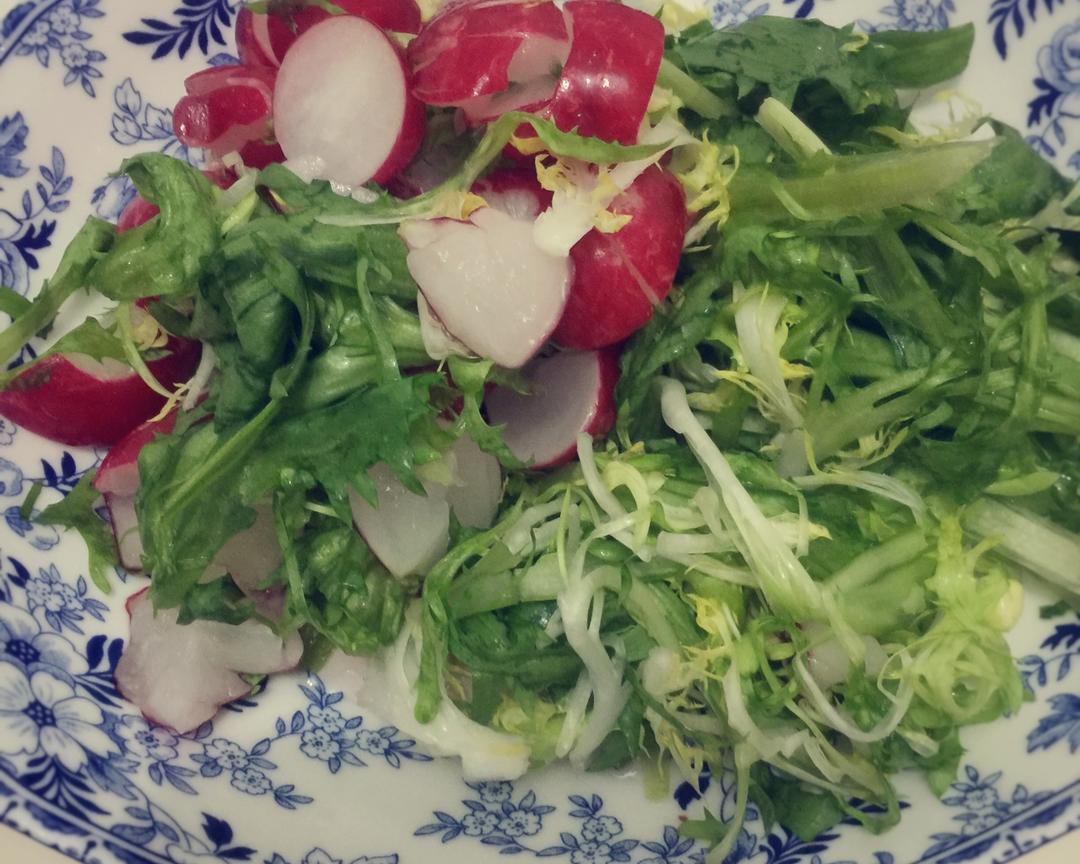 珍珠萝卜拌苦苣