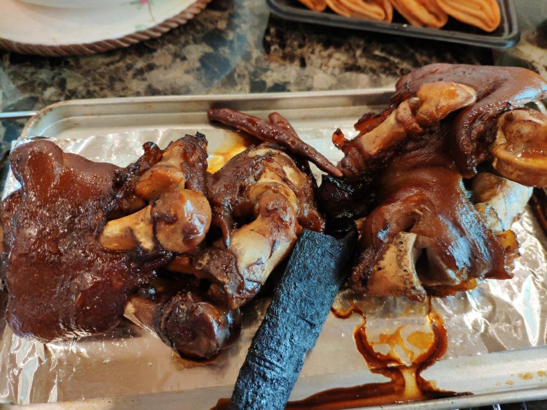 香辣烤猪蹄，附详细的卤水方法