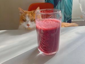 鲜榨果汁🍹草莓桑葚汁的做法 步骤5