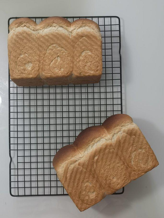 香蕉牛奶全麦吐司