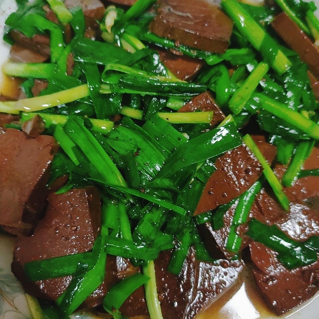 家常菜：韭菜鸭血