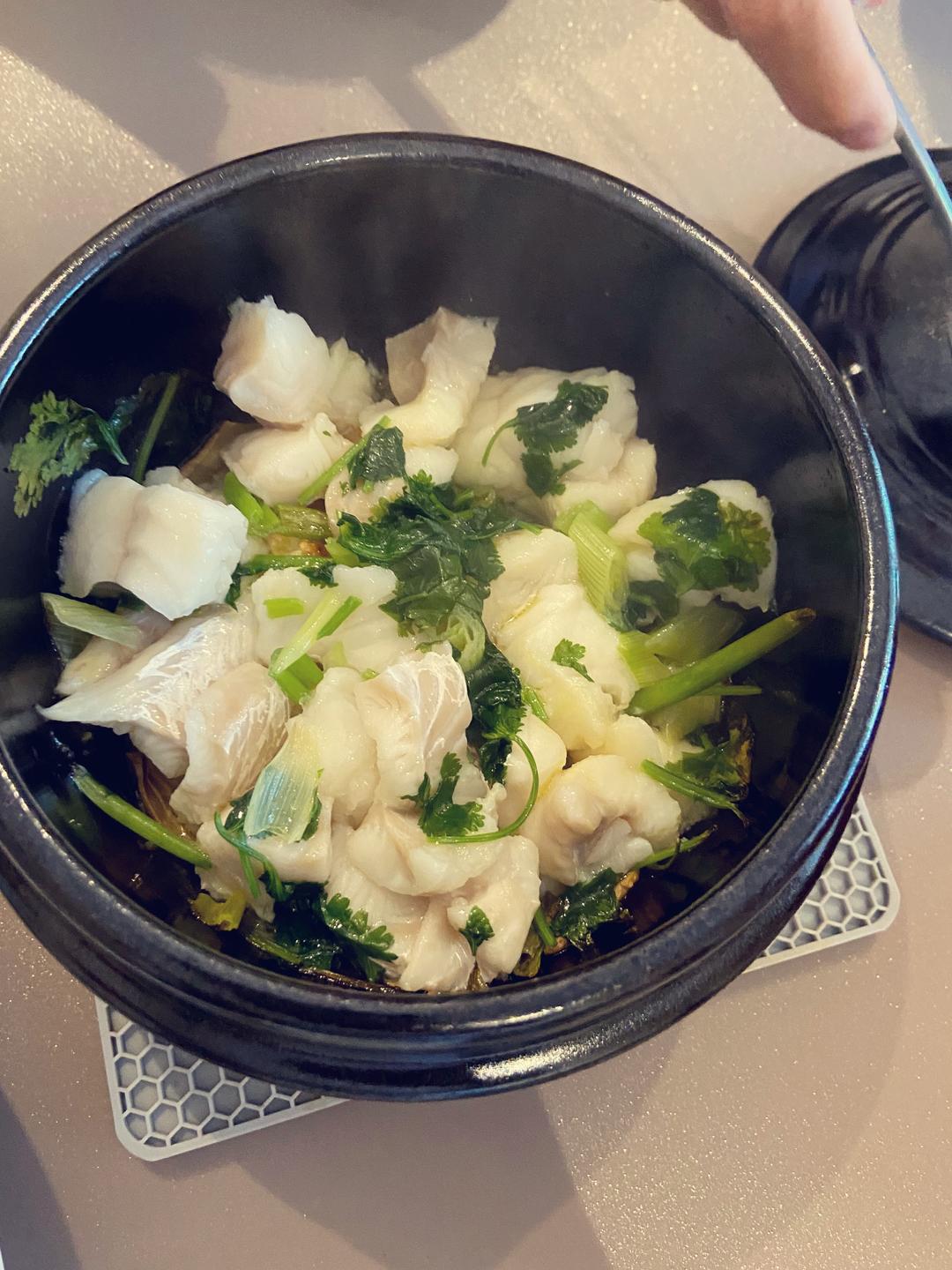 开盖鲜香扑鼻~~砂锅银鳕鱼的做法