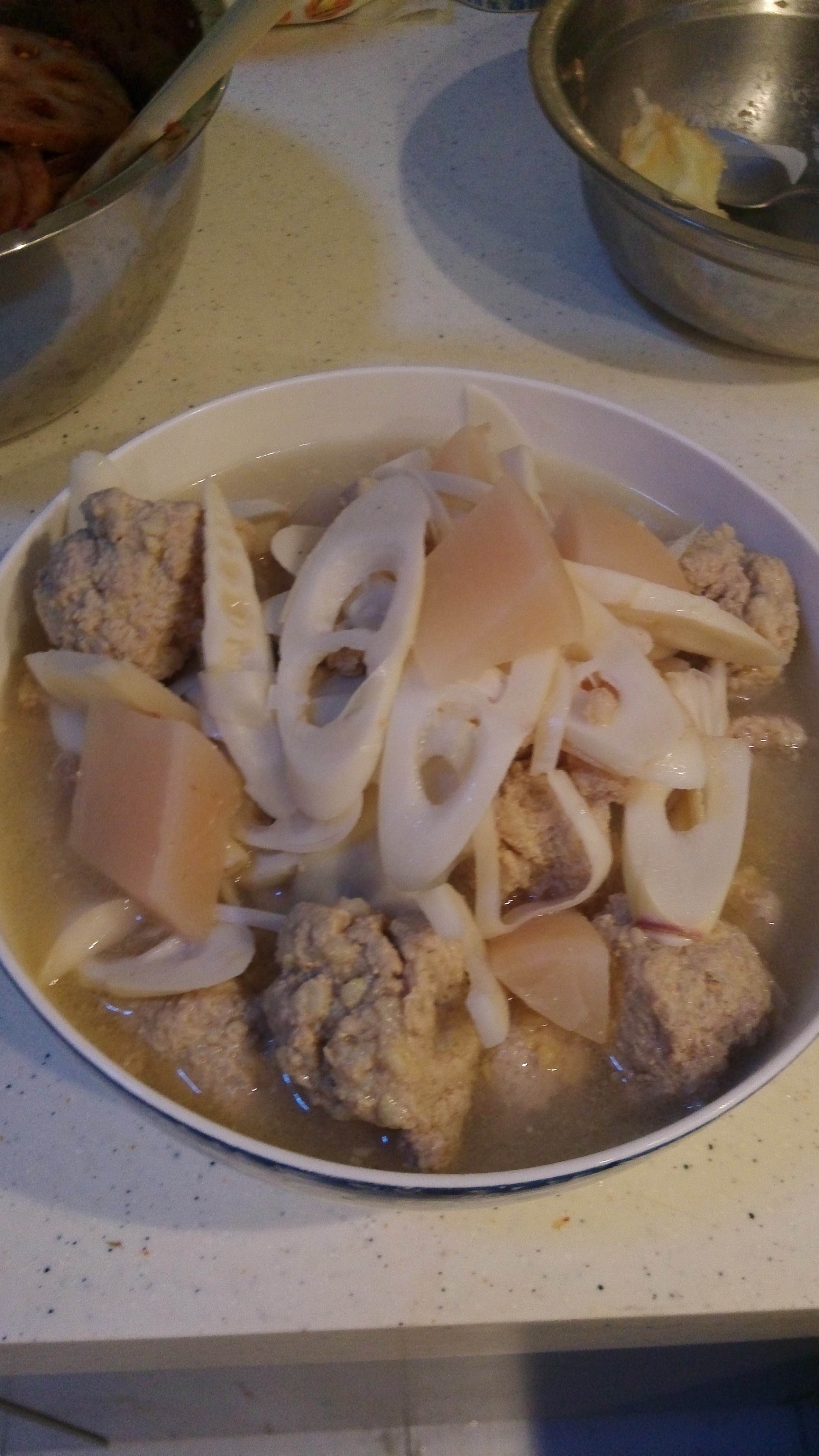 酸菜苦笋汤