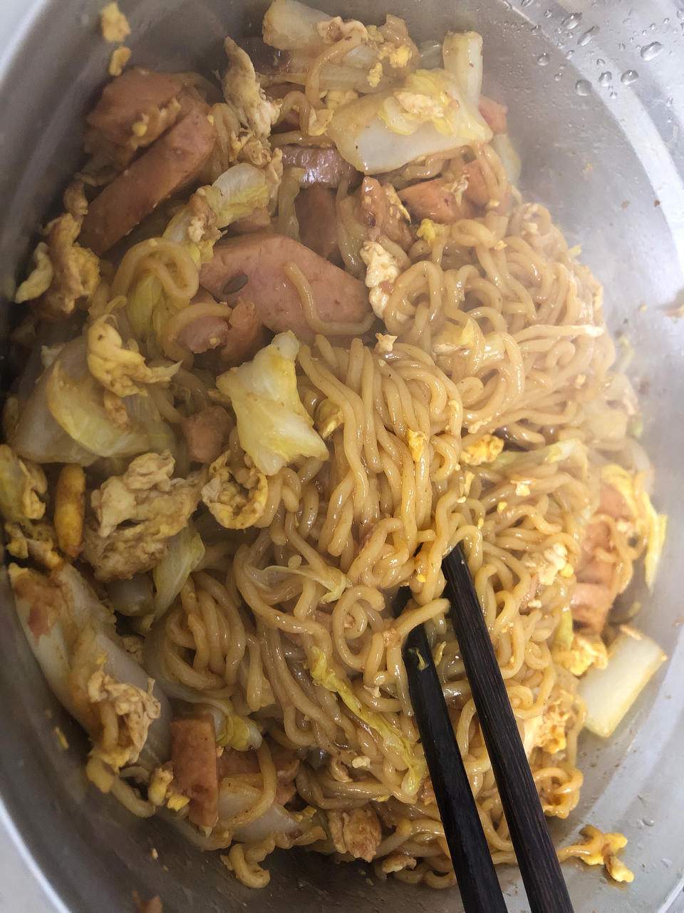 路边摊风味炒方便面