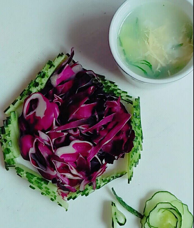 紫甘蓝沙拉丨健康·三餐