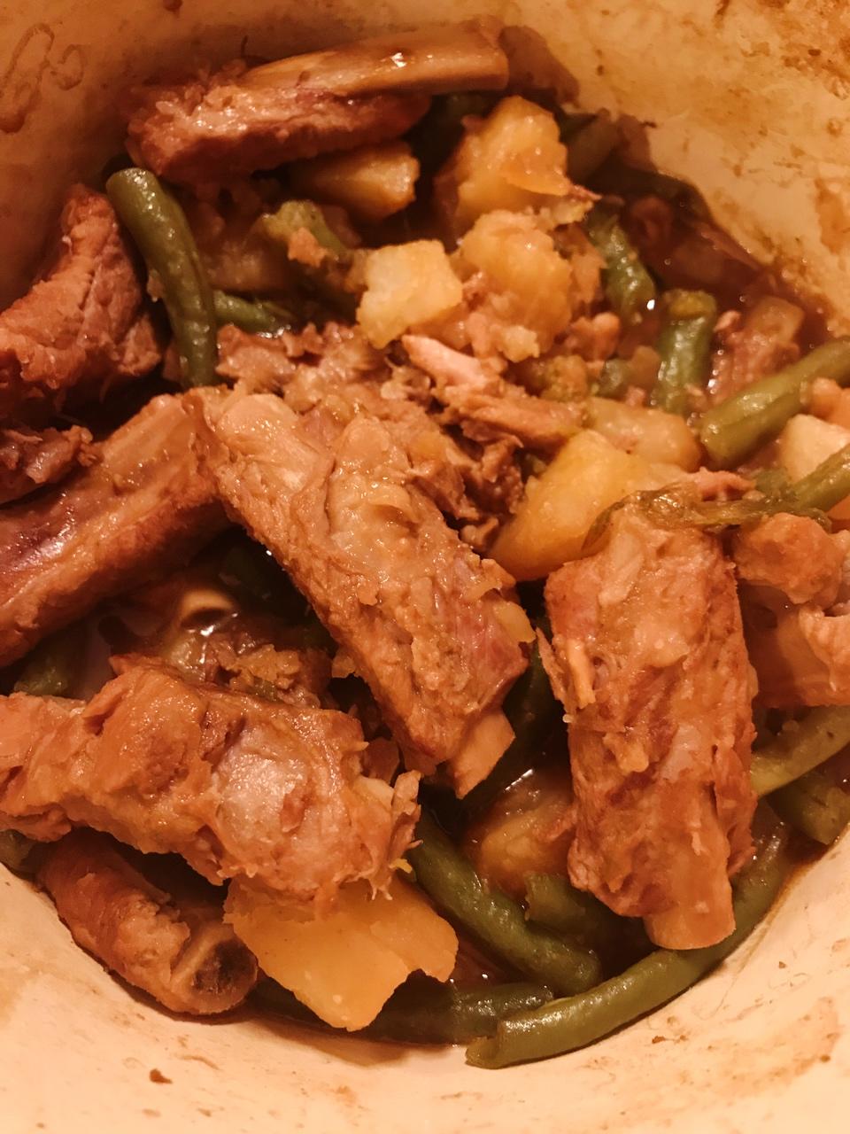 排骨芸豆炖土豆