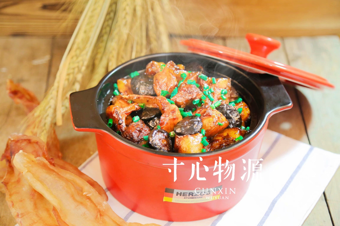 年菜硬菜好吃不腻的香菇花胶红烧肉的做法