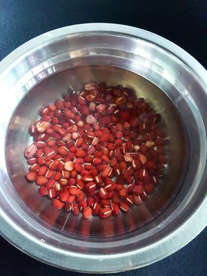香芋红豆甜汤的做法 步骤1