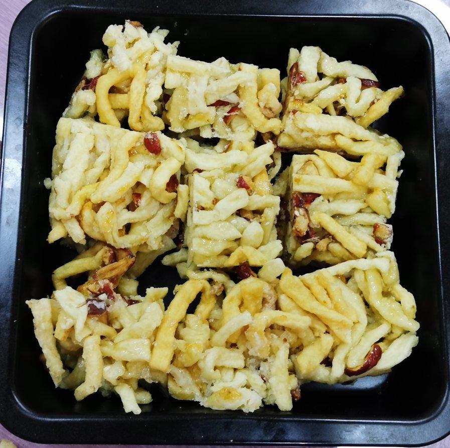 松软的鸡蛋沙琪玛
