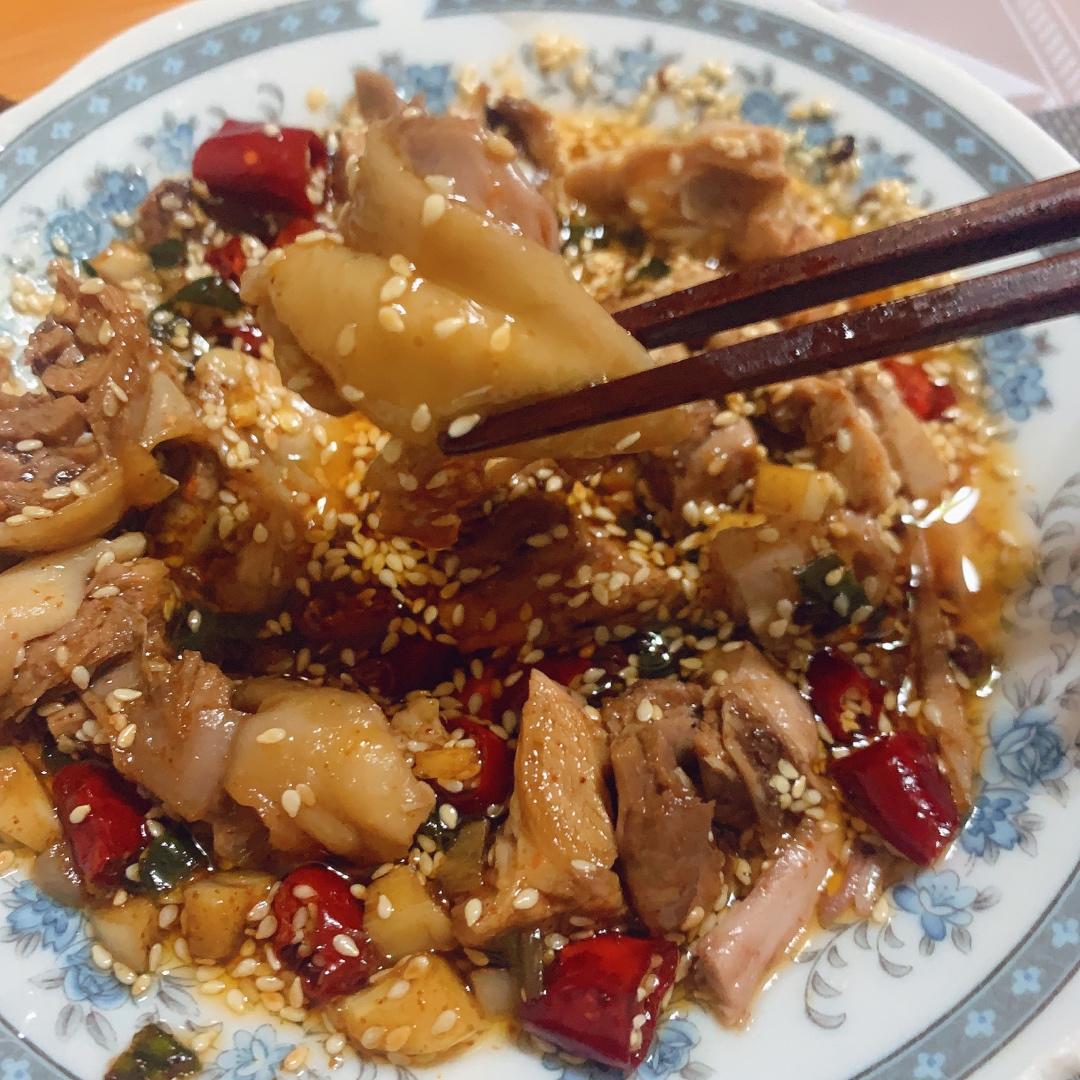 一吃就停不下来の麻辣口水鸡🐤