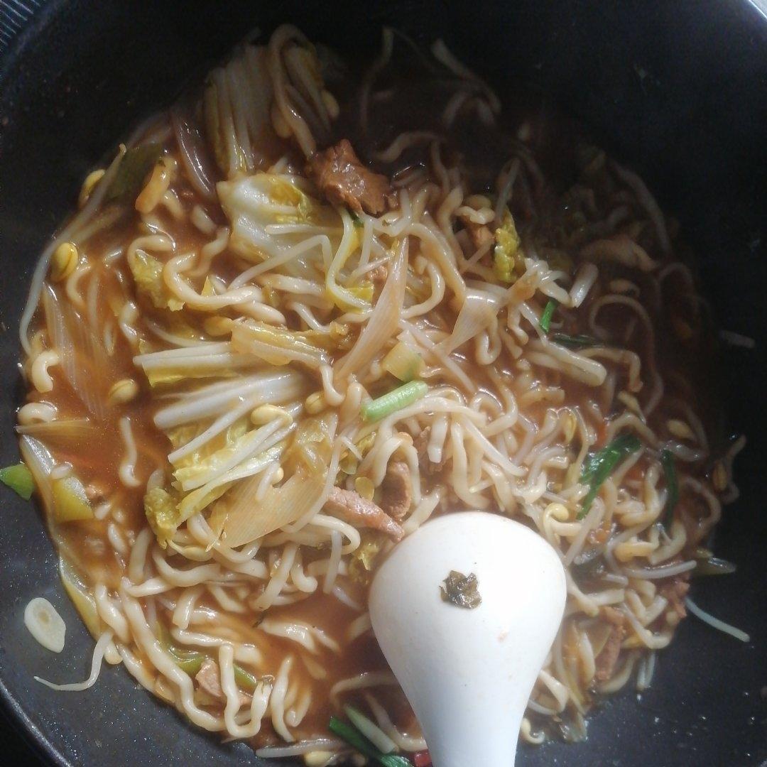 炝锅肉丝面