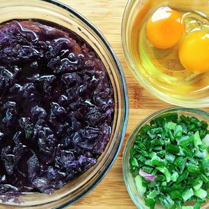 紫菜鸡汁蛋汤的做法 步骤1
