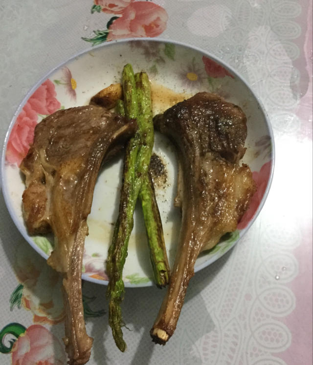 蒜香煎羊排