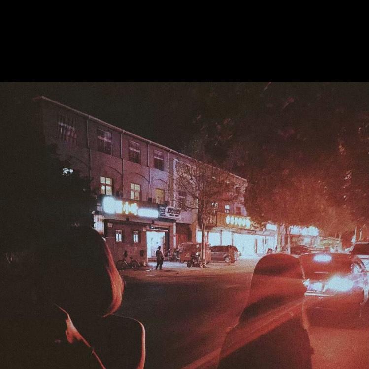 好像也是美女哇