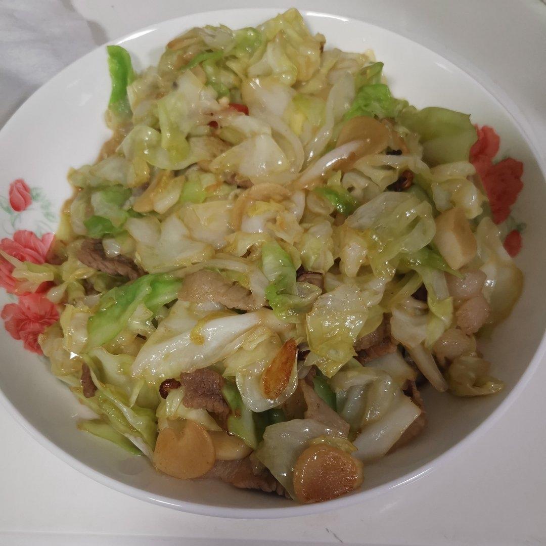 厨师长教你：“手撕包菜”的家常做法,简单又不失美味