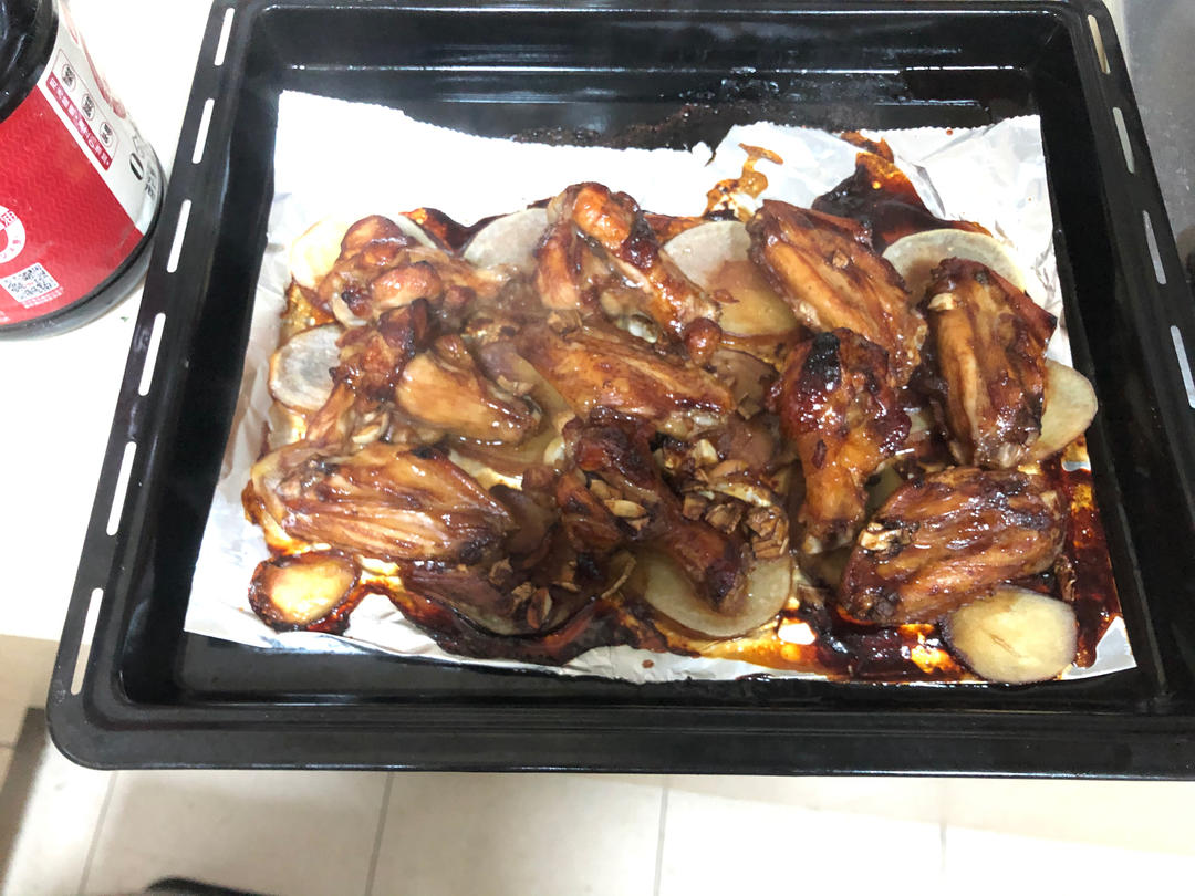 好吃到舔手指的蜜汁烤翅，完胜KFC鲜嫩多汁