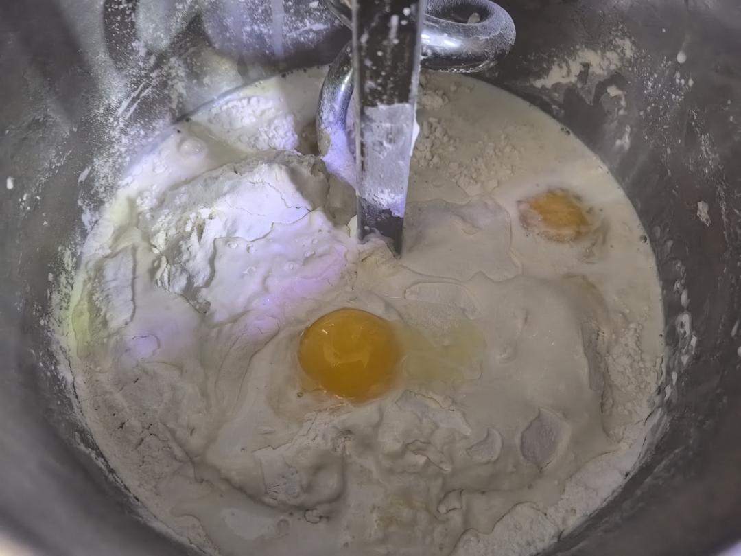 纯奶手撕吐司的做法 步骤1