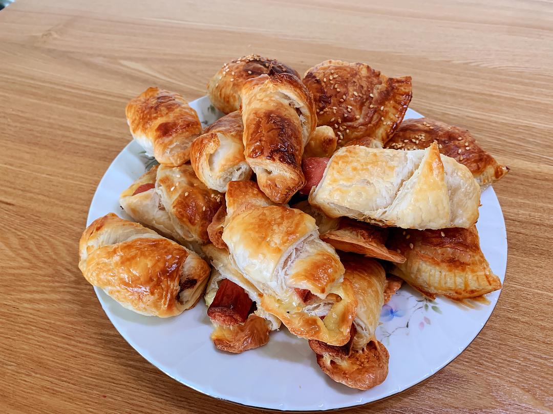 快手牛角包香蕉蓝莓派火腿餐包