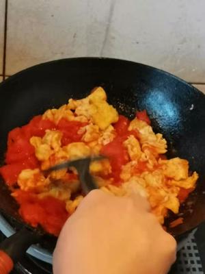 西红柿炒鸡蛋的做法 步骤11