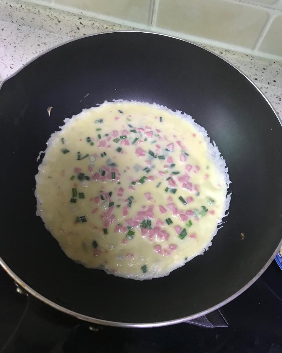 【牛奶鸡蛋早餐软饼】的做法