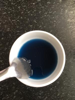 两片[紫甘蓝榨汁]，教你调出六种不同色！的做法 步骤11