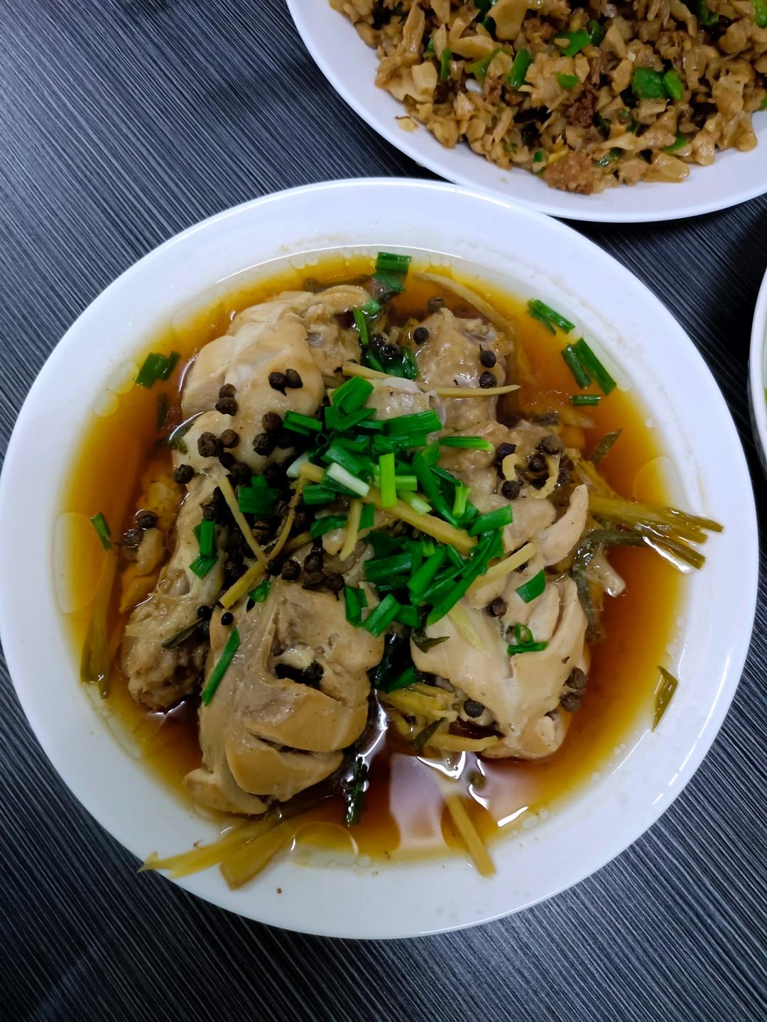 ㊙️不加一滴水不滴油，超好吃的椒盐蒸鸡腿