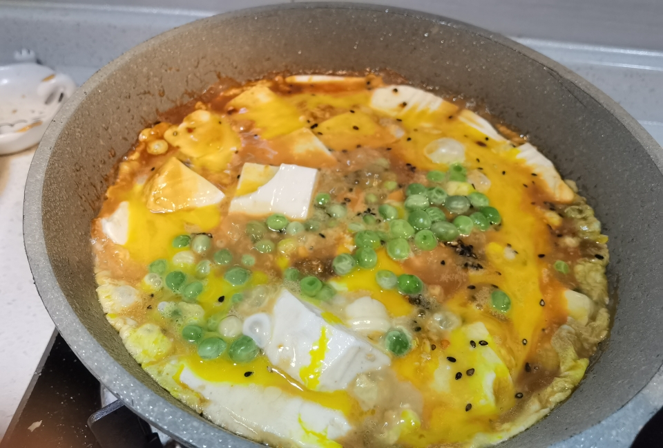 鸡蛋烧豆腐的做法