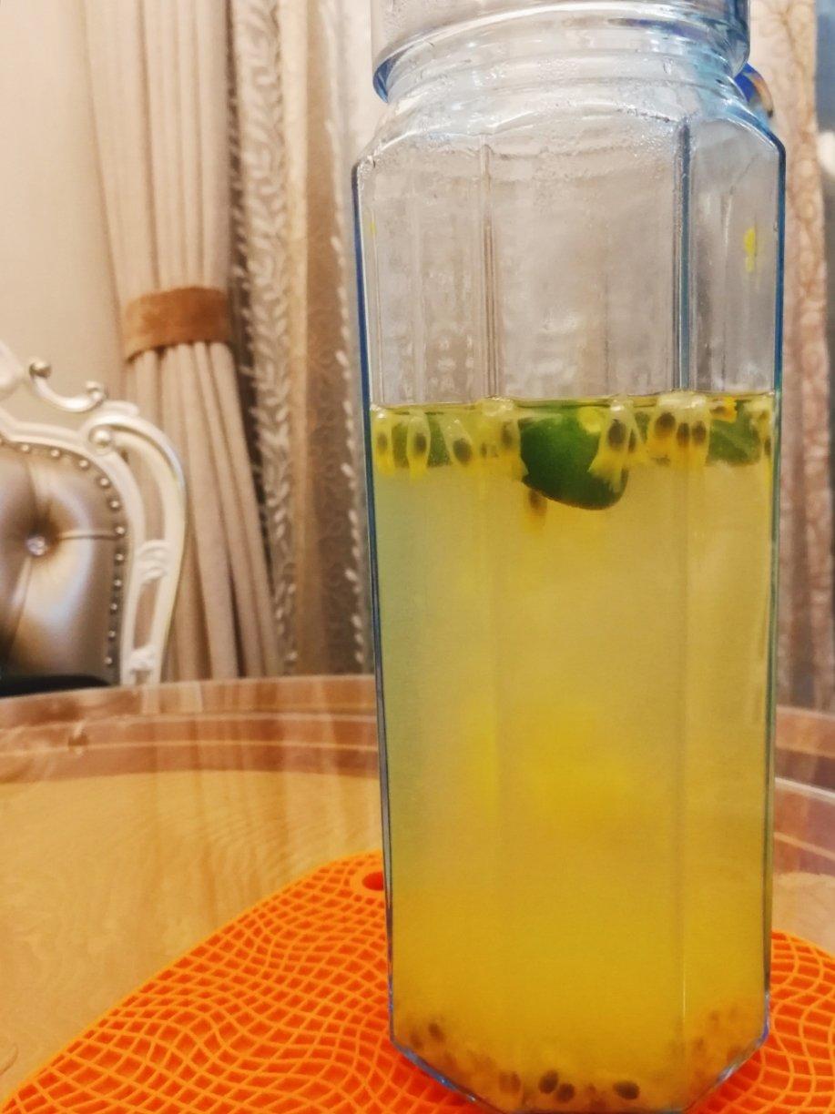 蜂蜜柠檬百香果