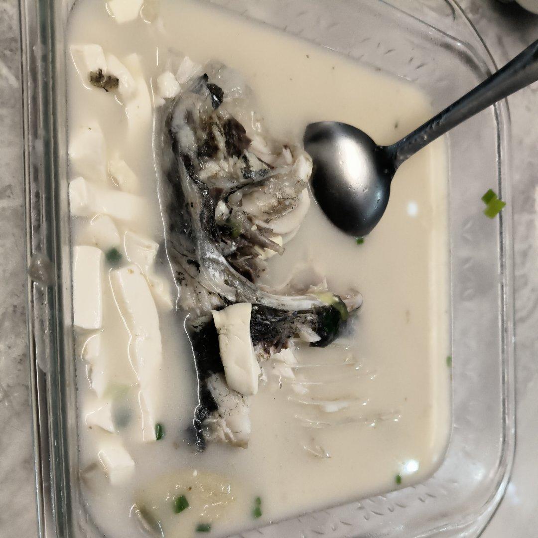 鱼头豆腐汤