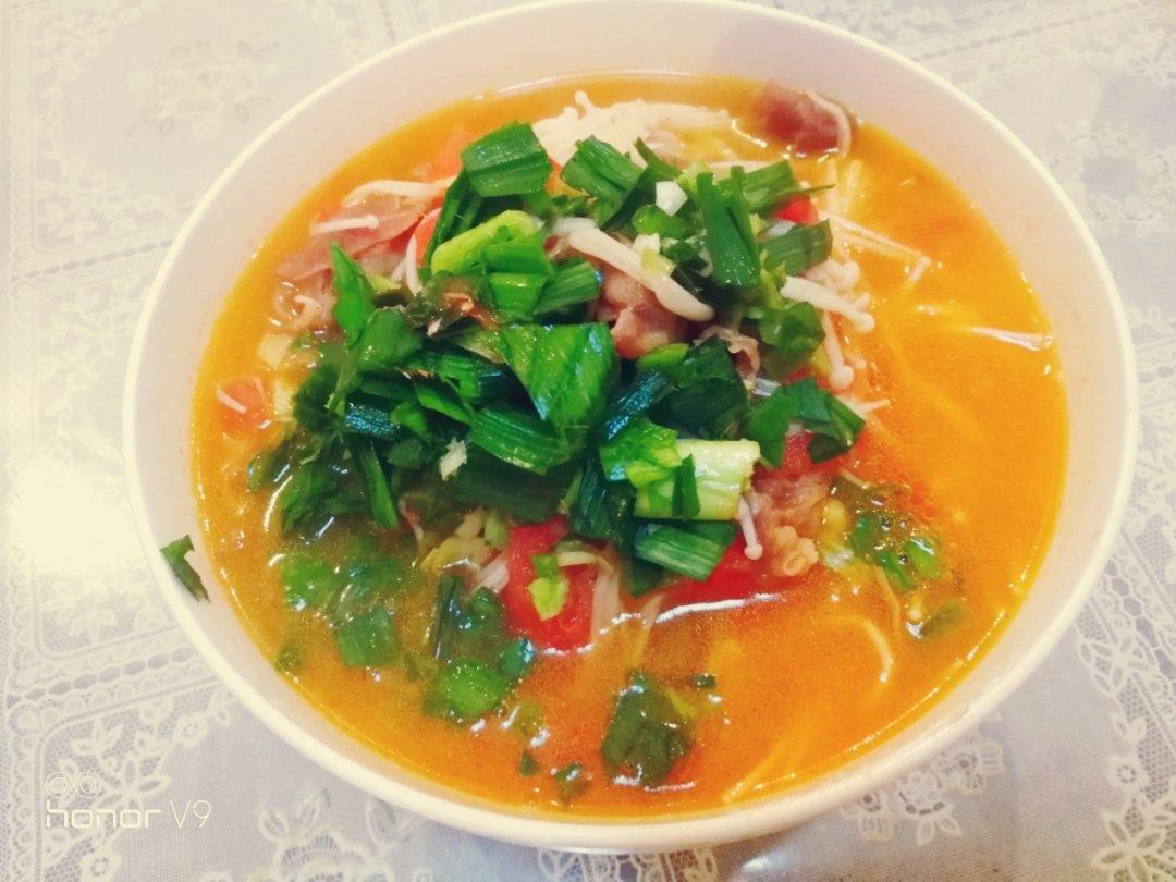 番茄金针菇肥牛