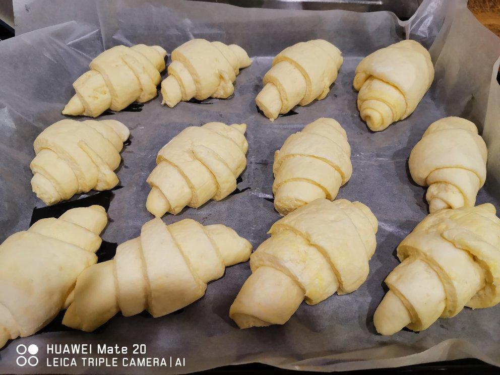 可颂（羊角面包）